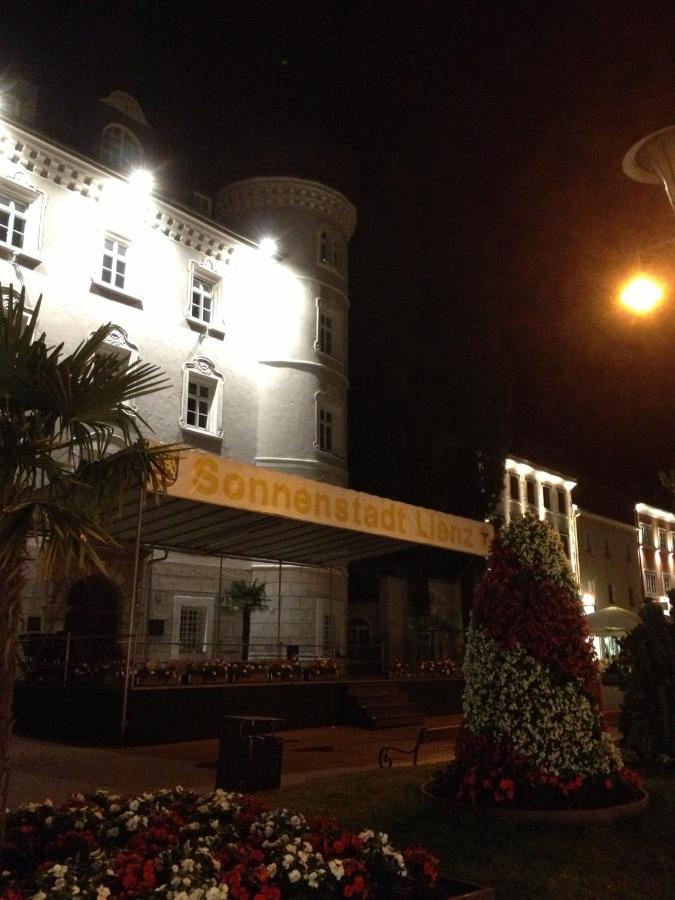 Bel'Vue Bed & Breakfast Lienz Ngoại thất bức ảnh